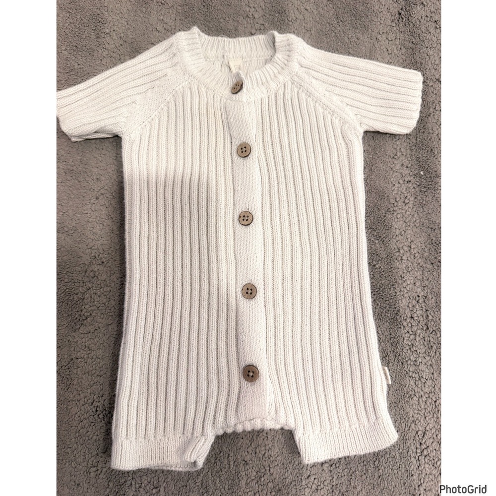 Snug Sweater Romper Shortall Button One Piece Size 3-6 months Cotton